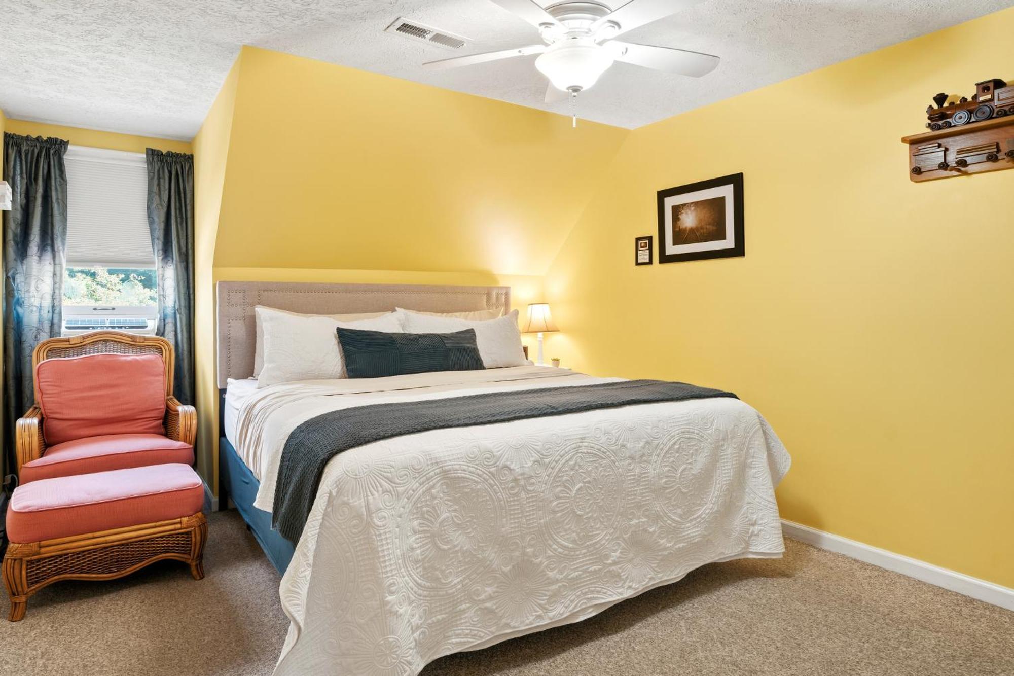 King Room