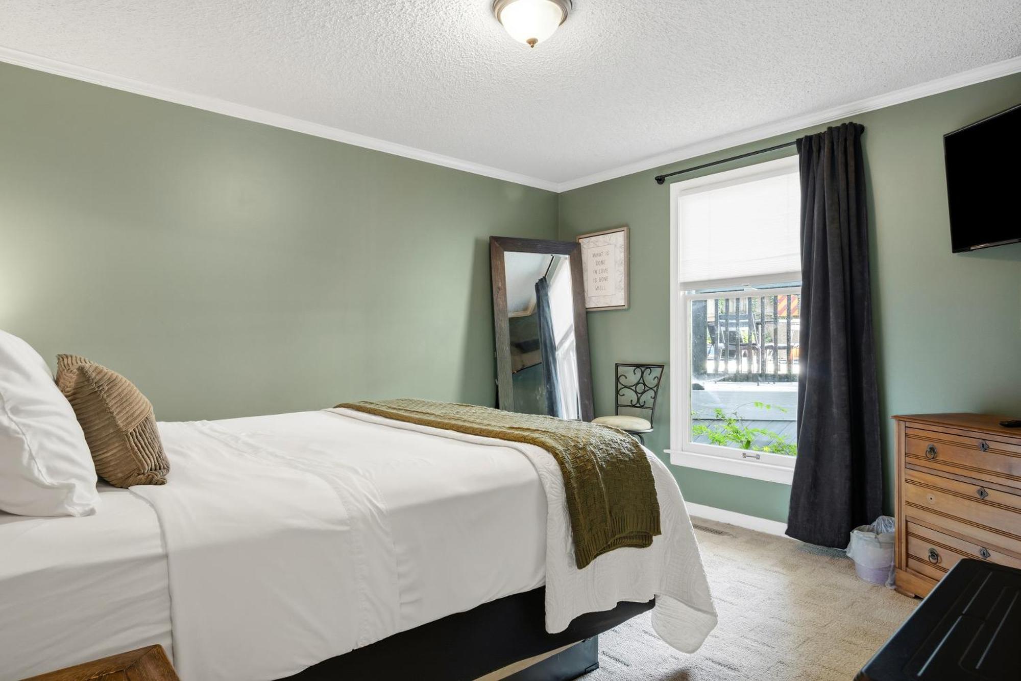 Two-Bedroom Suite