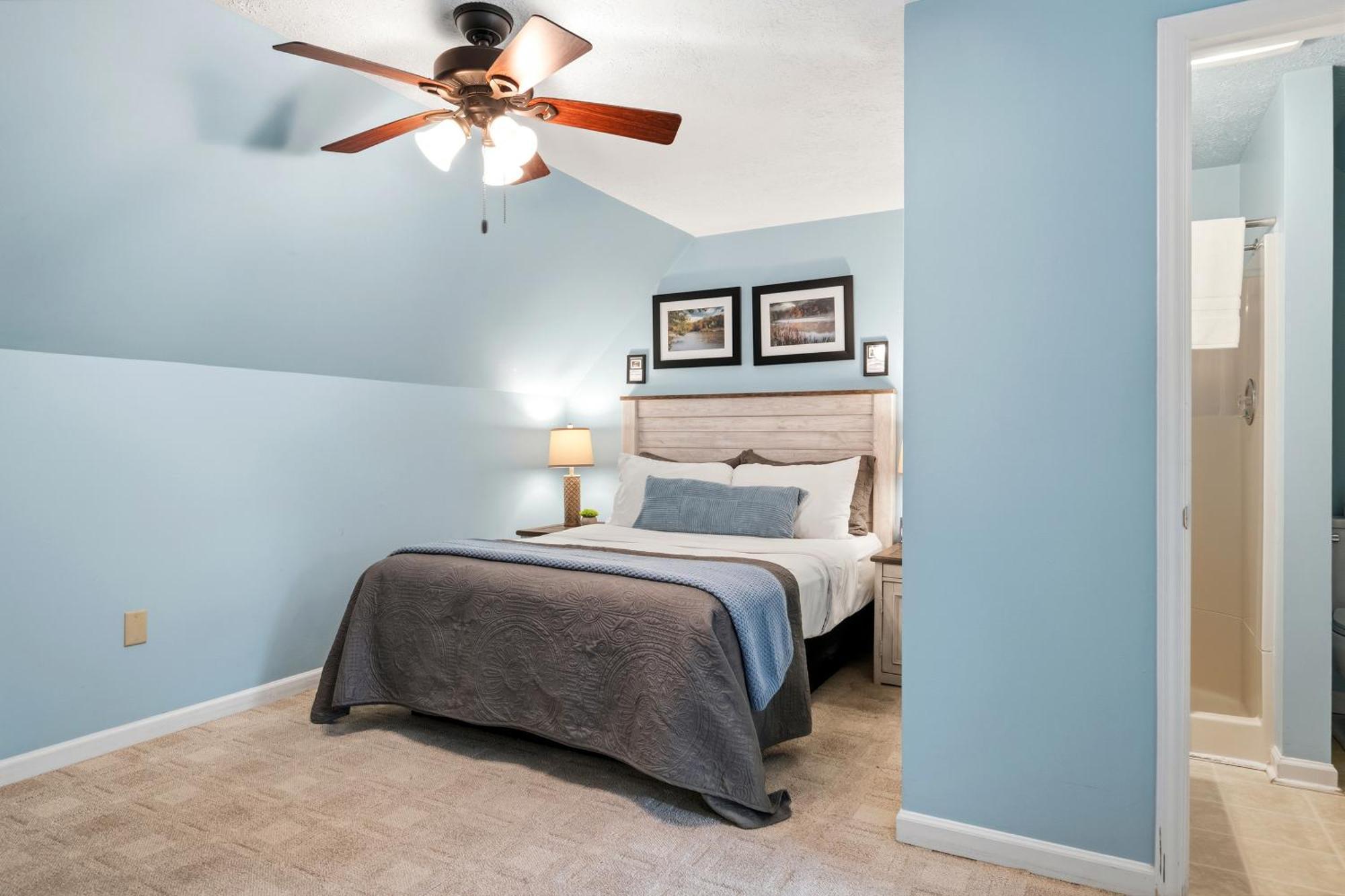 Queen Room