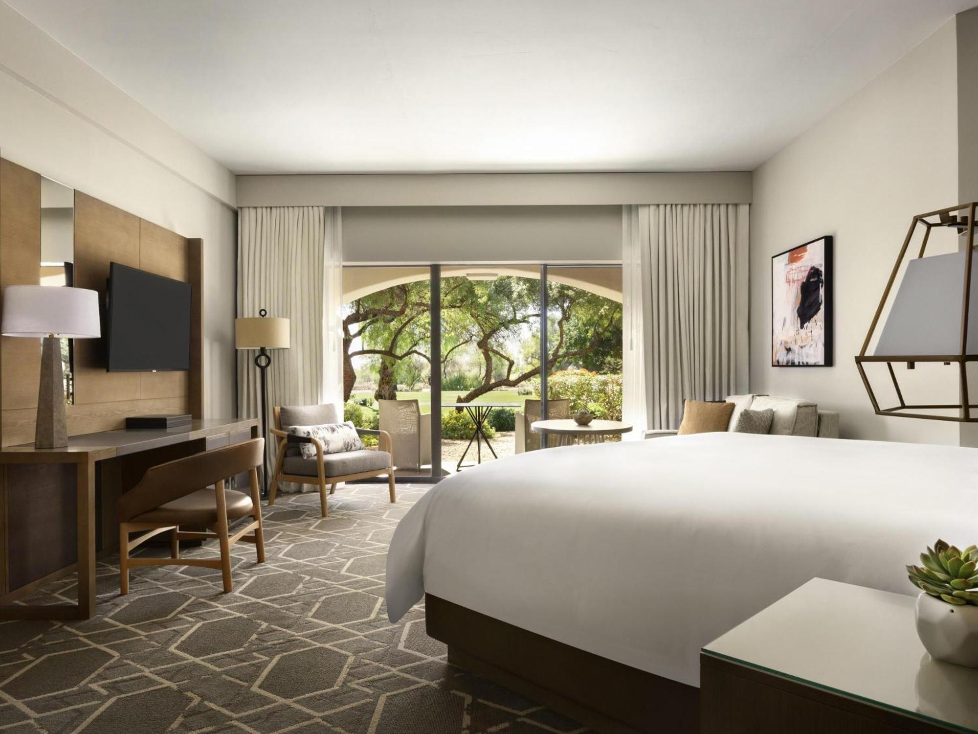 Fairmont King Room Balcony