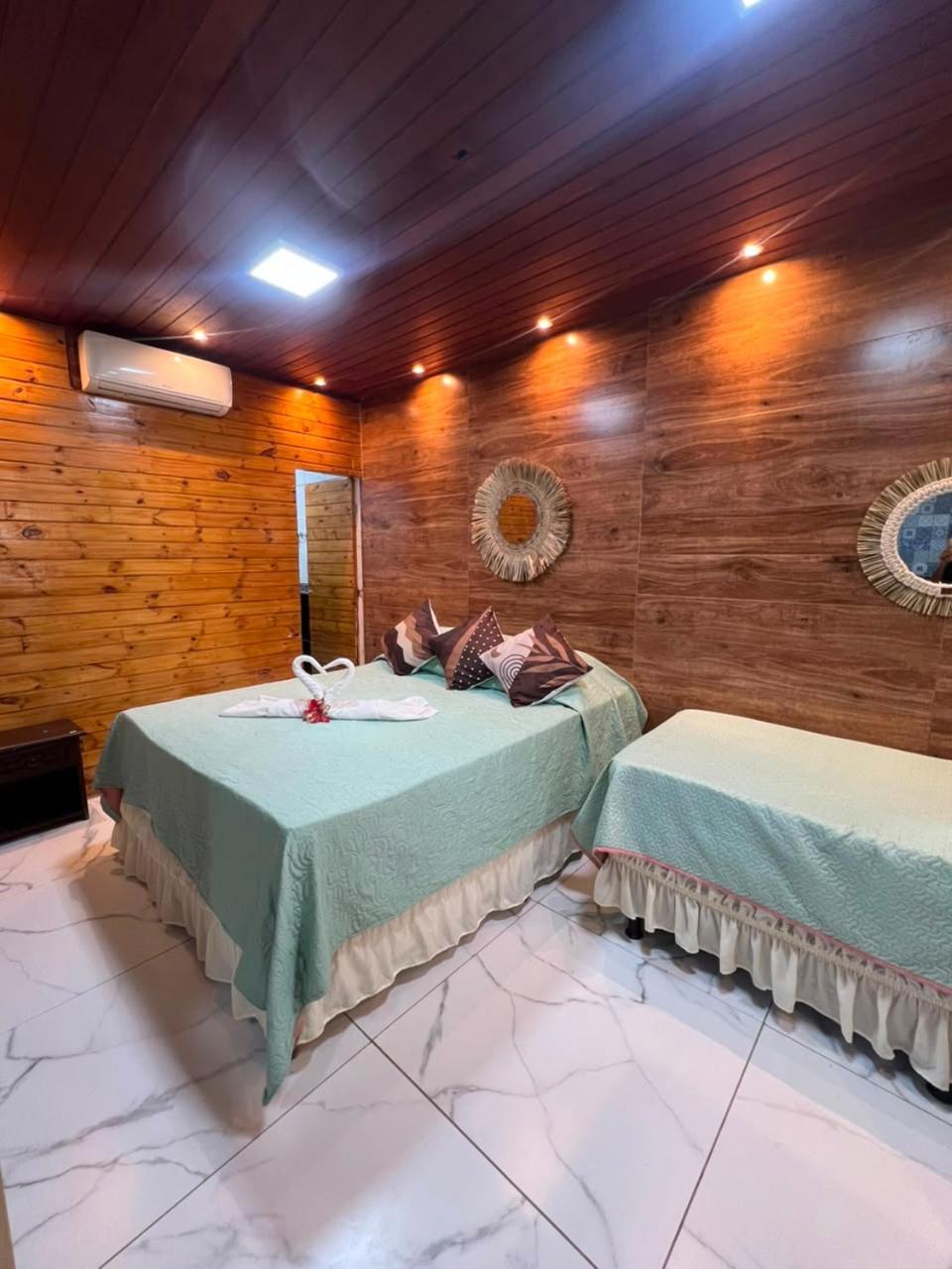 Economy Triple Room