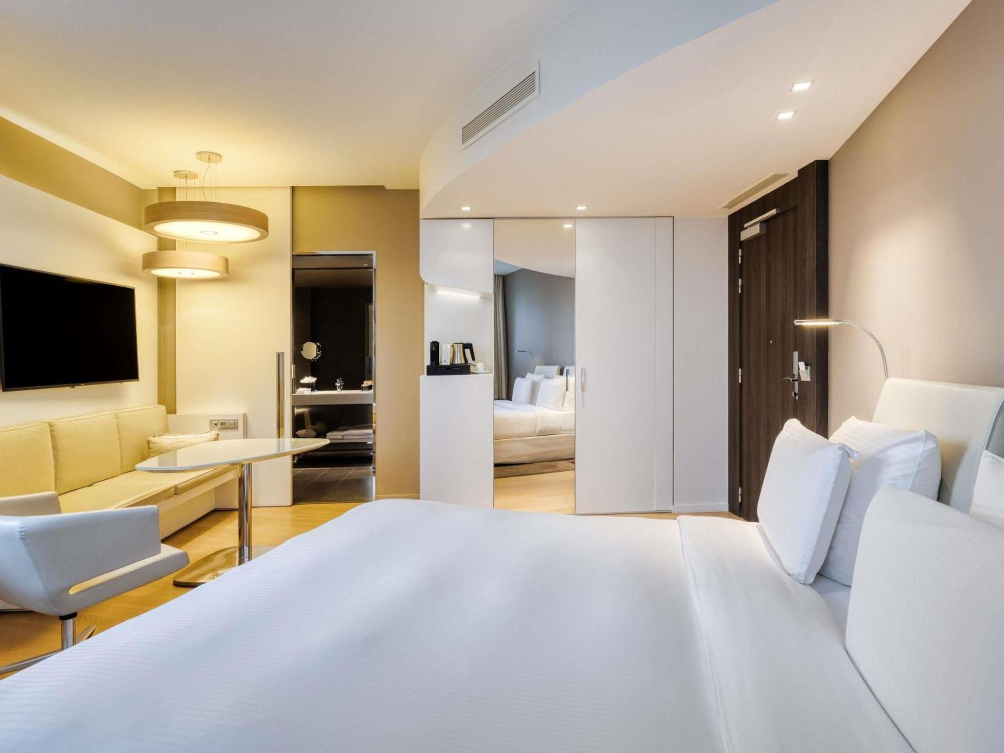 Quarto King Deluxe com Vista para a Cidade