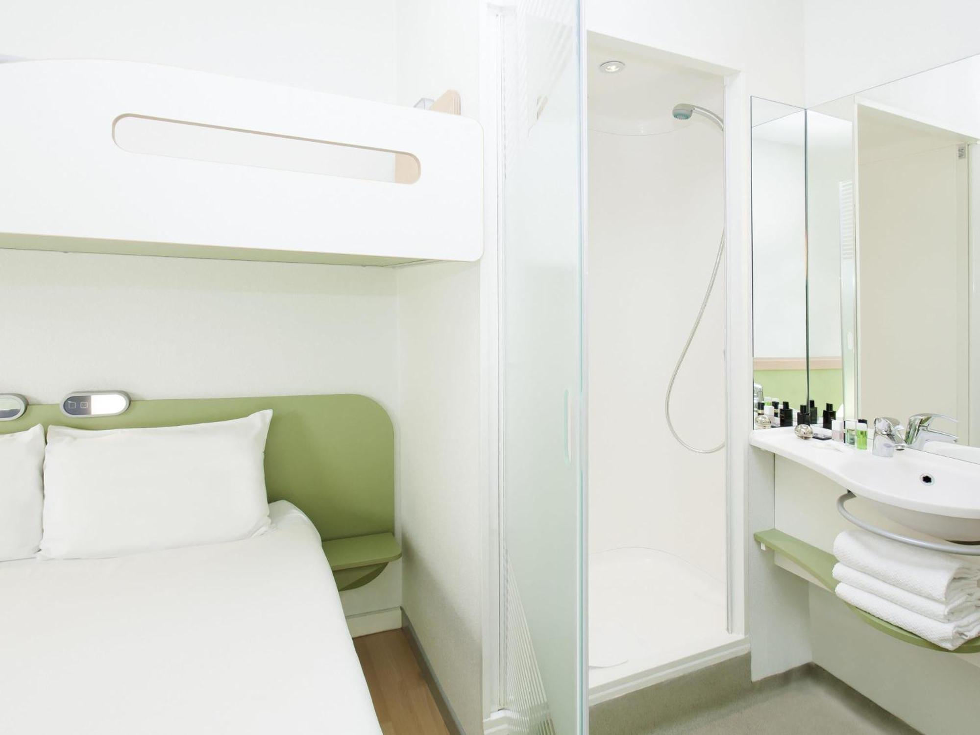 Double Room Extra Bunk Bed
