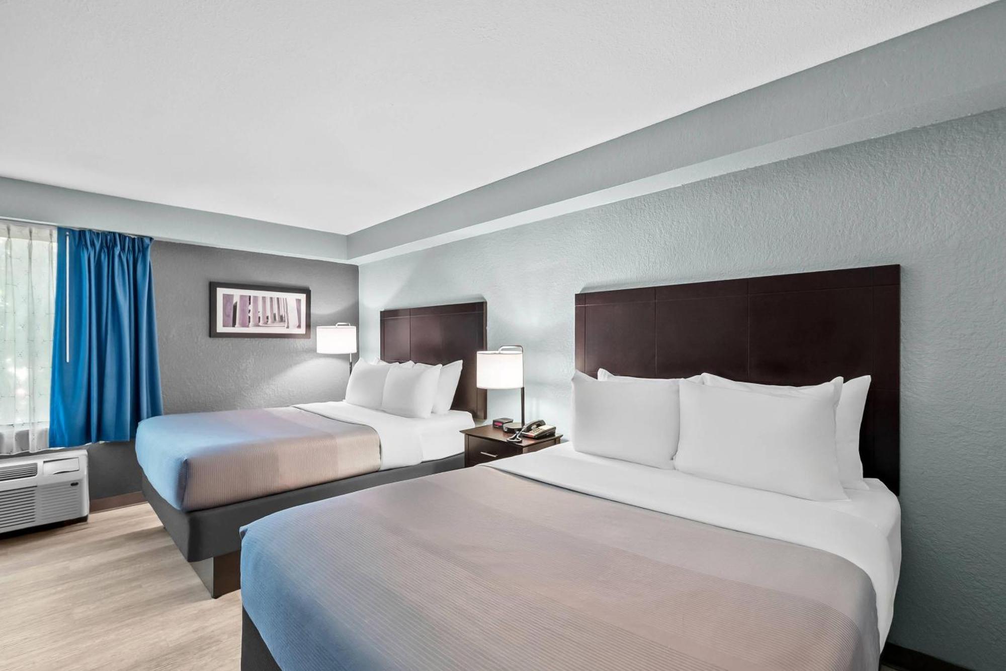 Deluxe Room Two Queen Beds Smoking