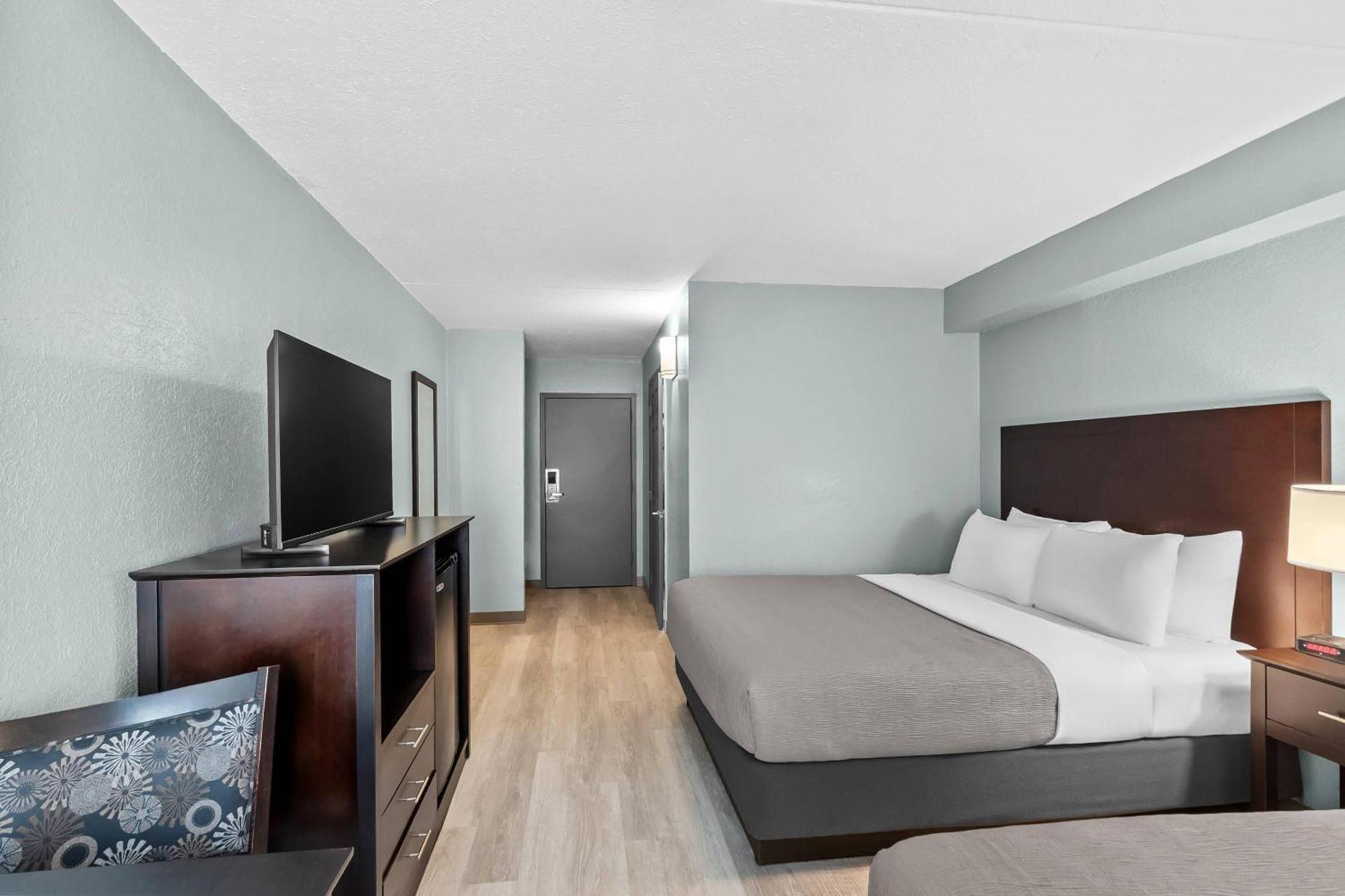 Queen Room Two Queen Beds Accessible or Non-Smoking