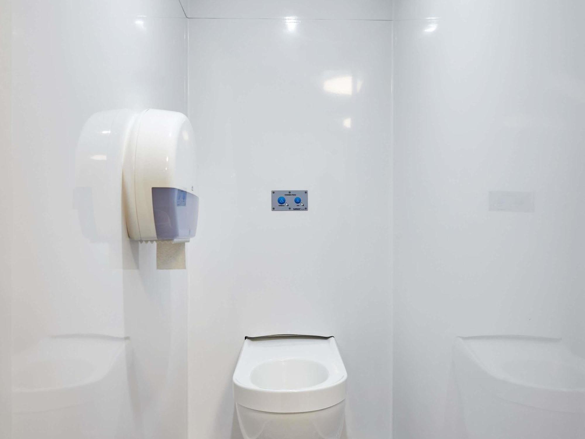 Side-Car Room