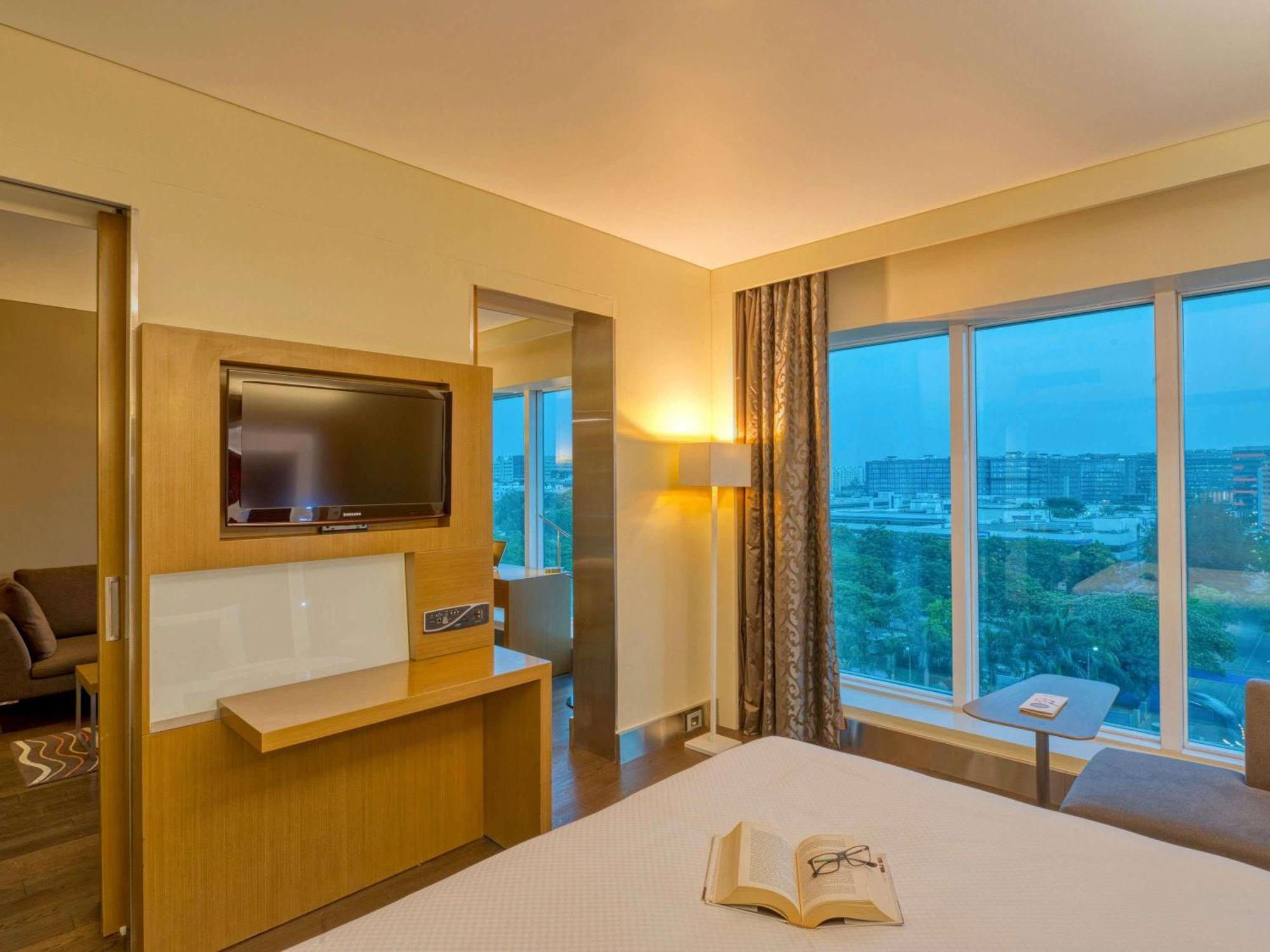 Executive King Suite