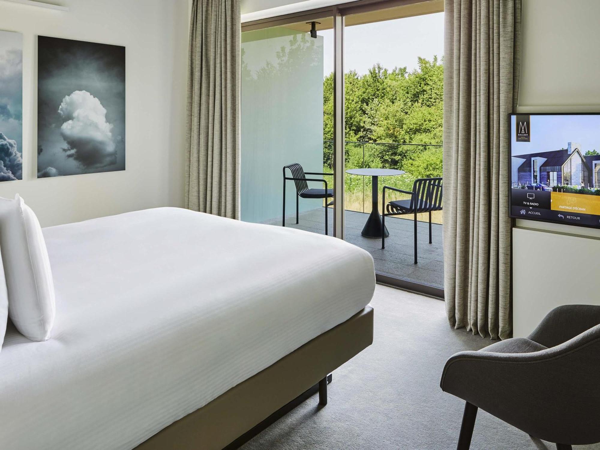 Executive Room One King Bed or Two Single Beds Two Terraces Forest View