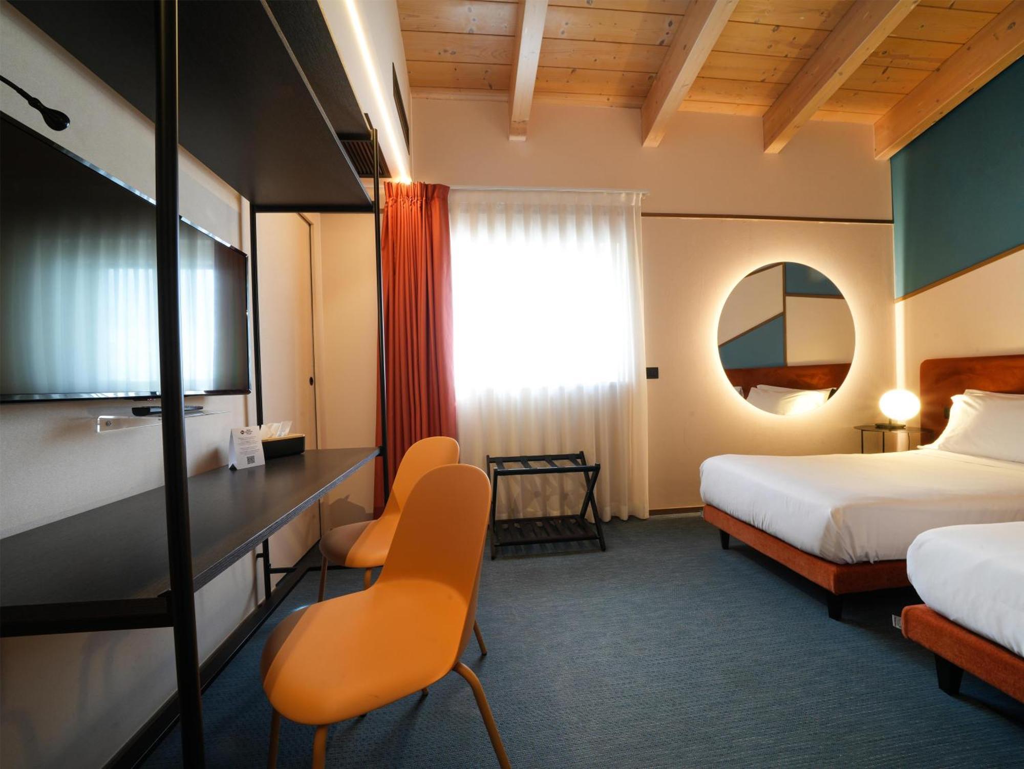 Standard Twin Room Non-Smoking