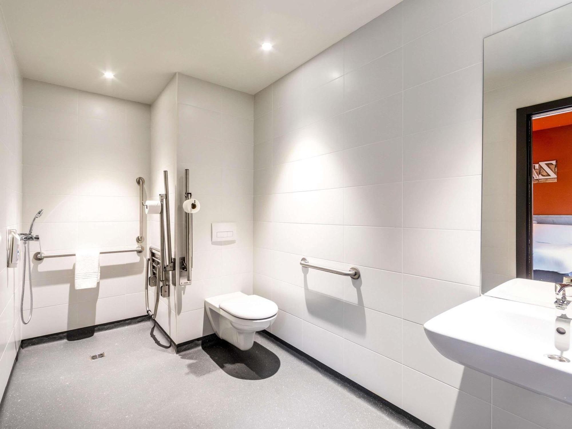 Twin Room Disability Access