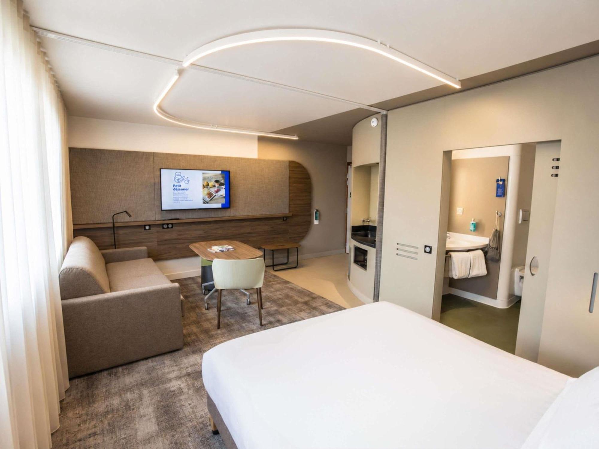 Premium Superior Room One Double Bed