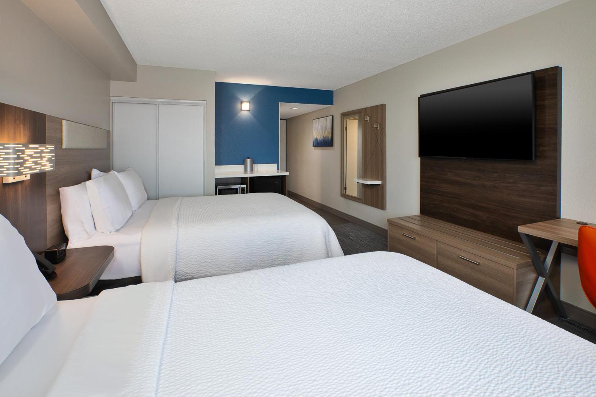 Standard Room Two Queen Beds