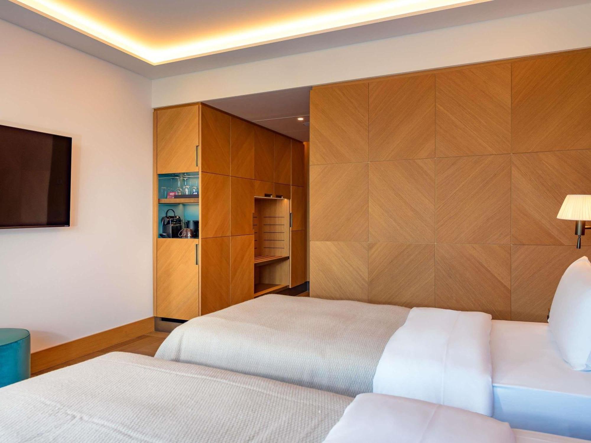 Classic Twin Room