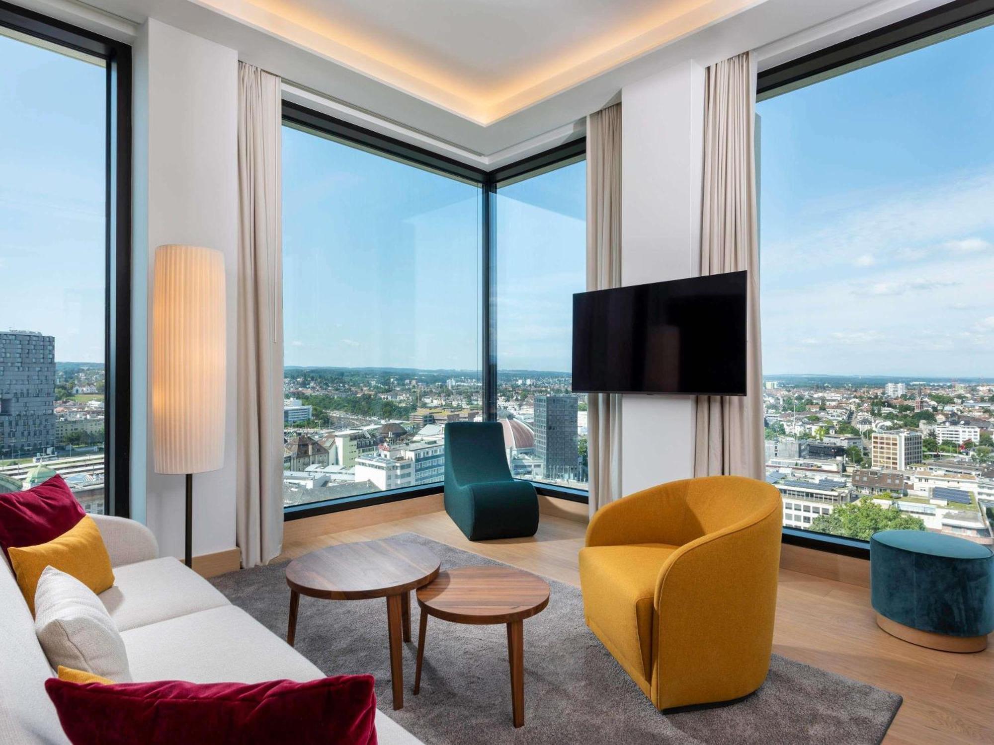 King Suite High Floor