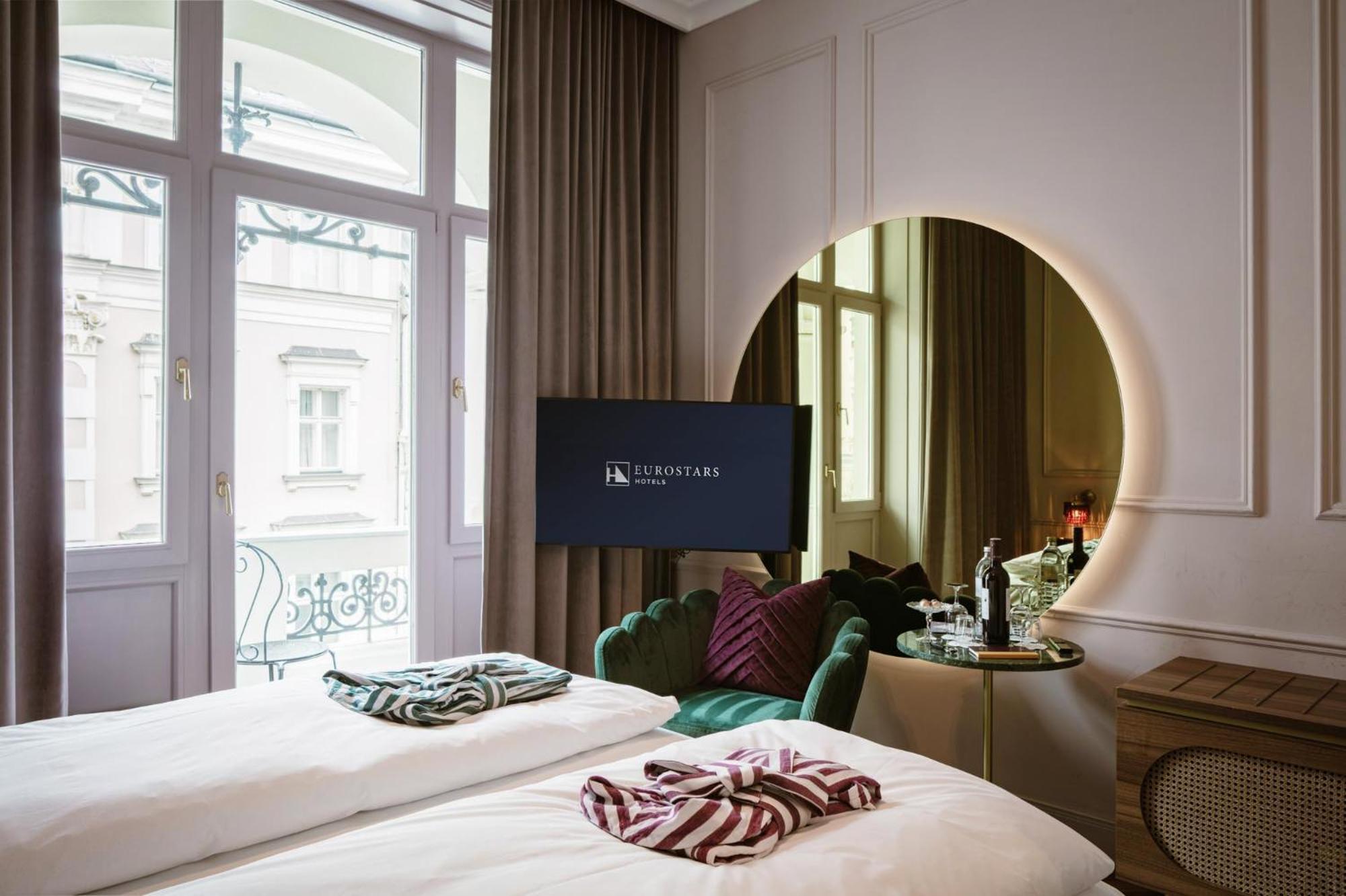 Deluxe Zimmer mit Queensize Bett – Josefine Historique