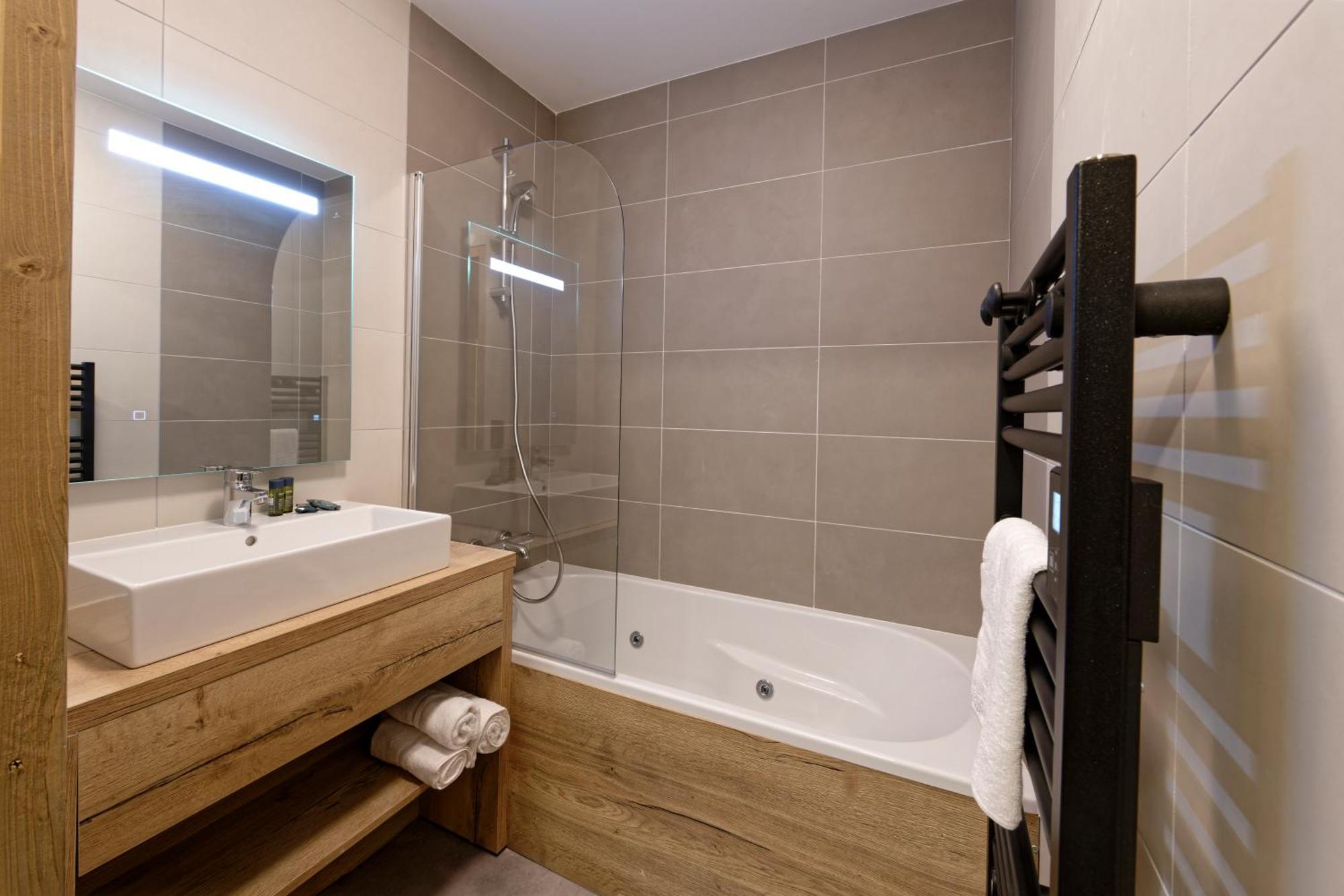 Two Bedrooms Family Apartment
