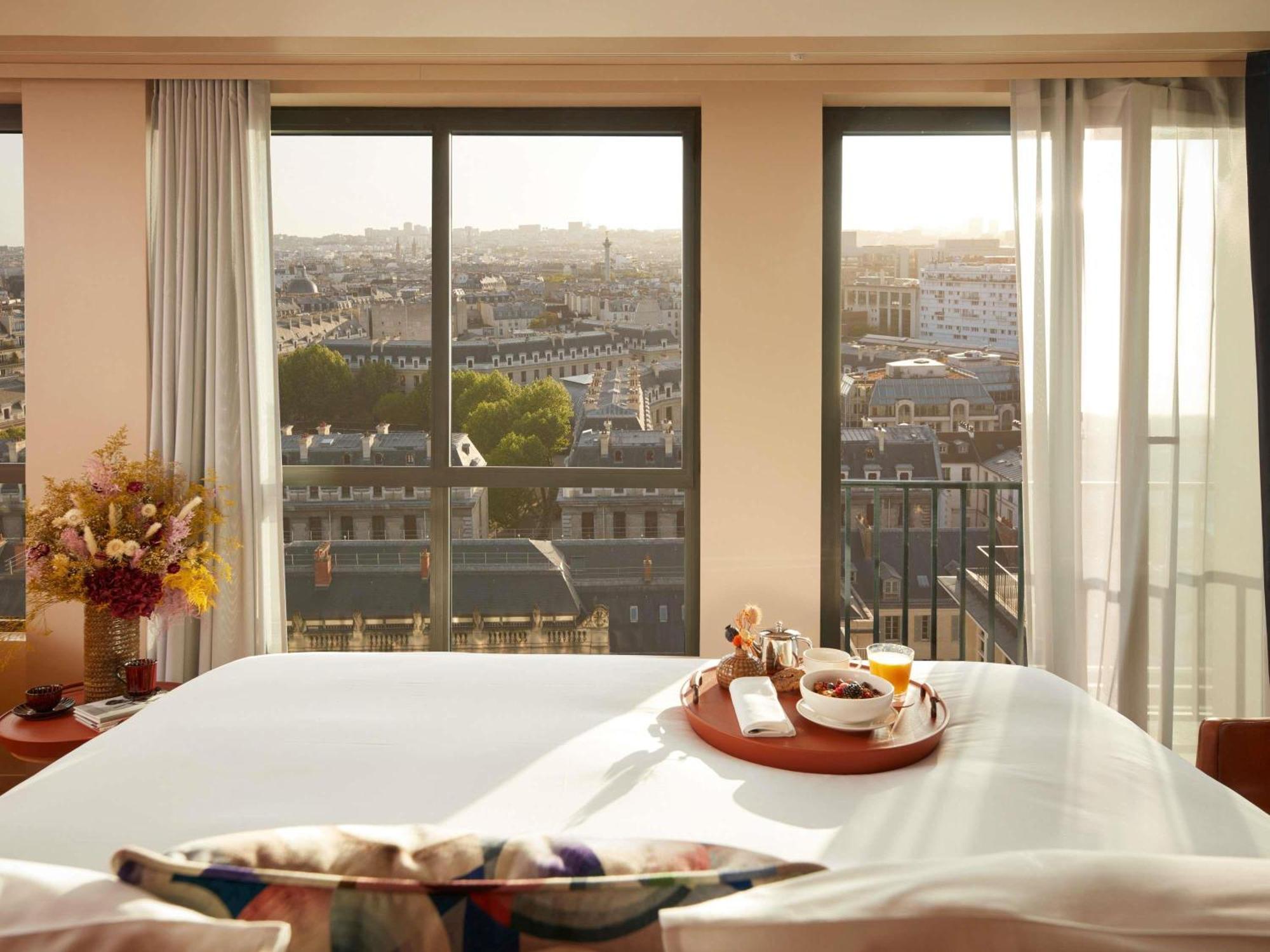 Suite Junior Studio avec Balcon - Vue sur Paris