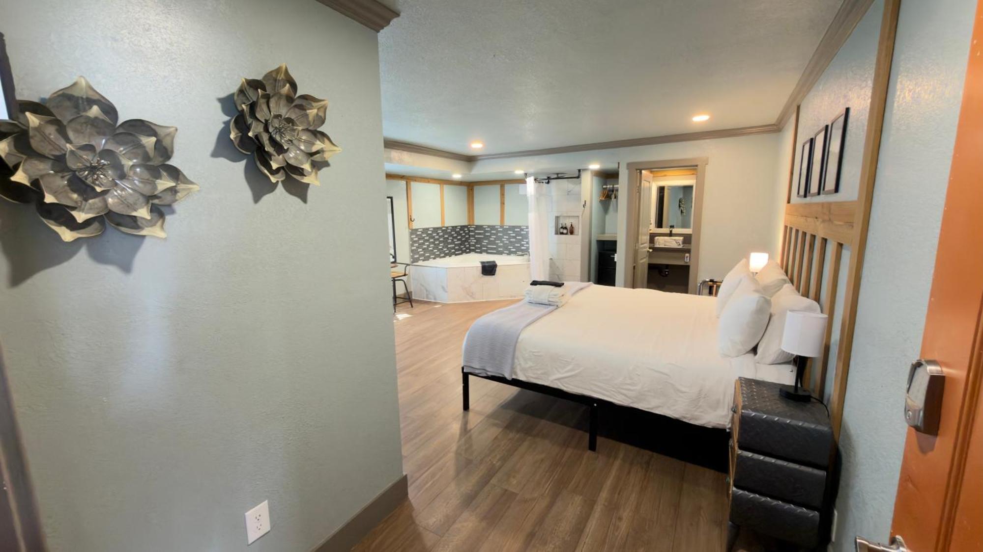 King Room Spa Bath