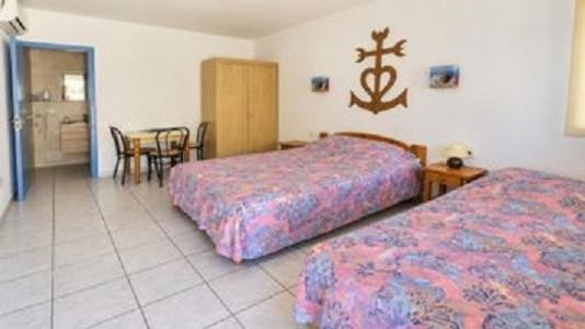 Triple Room Bathroom