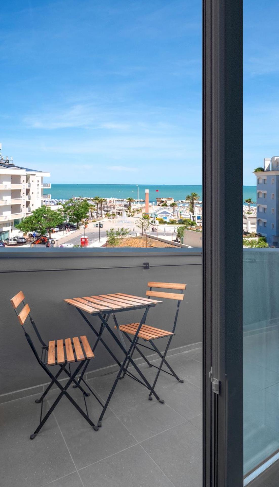 Camera executive con vista mare