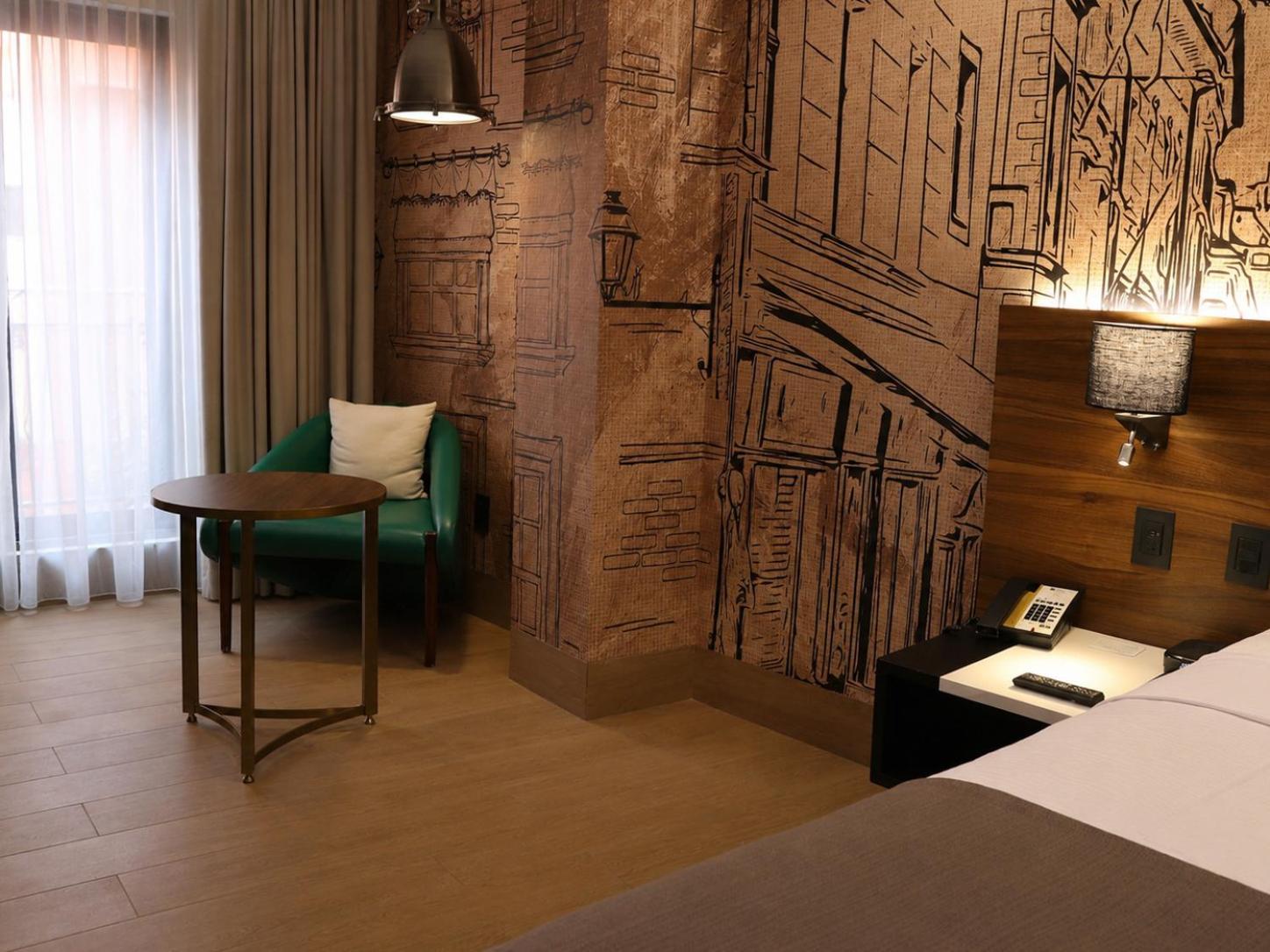 Standard King Room