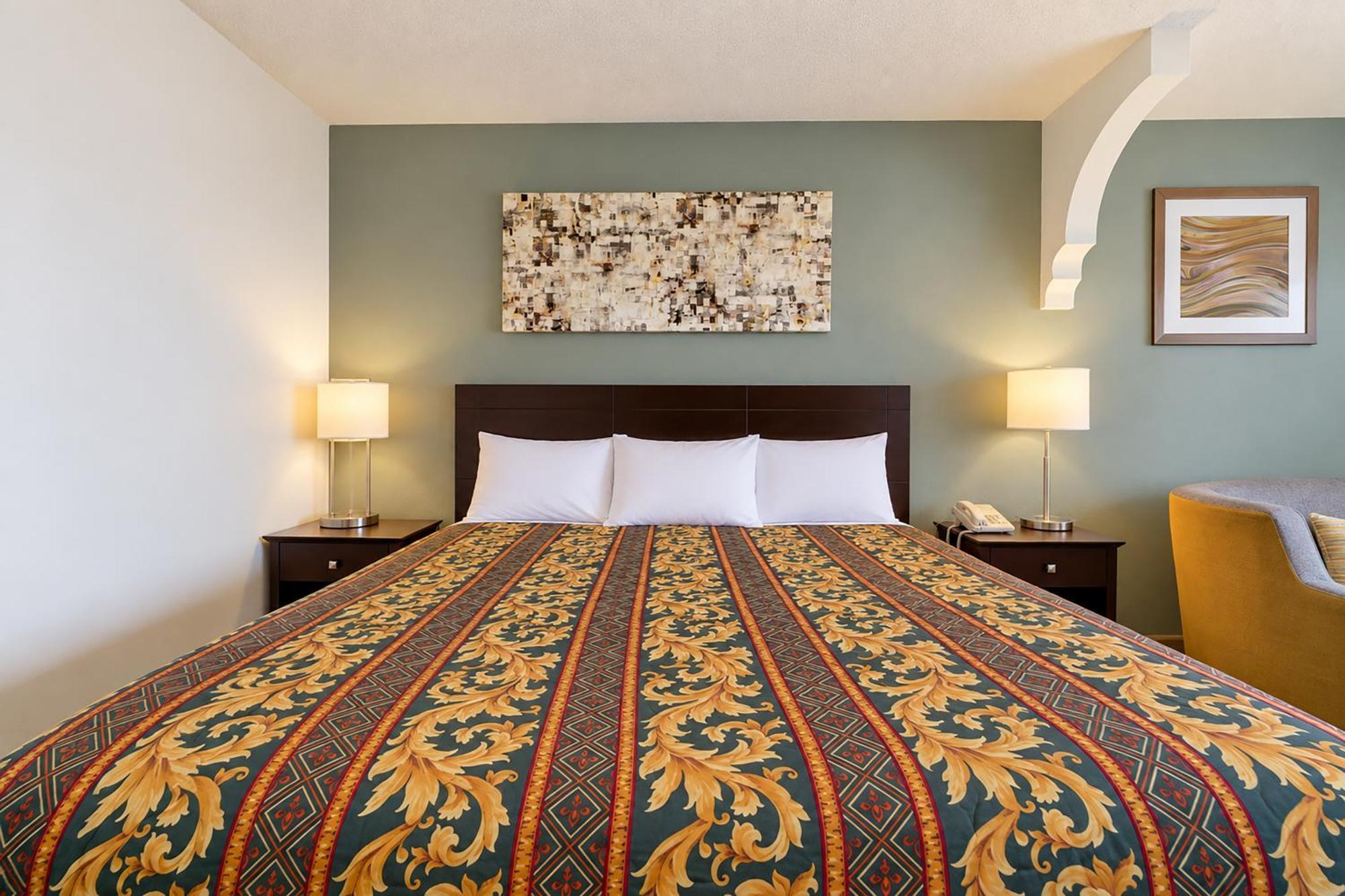 Deluxe King Bed Non smoking