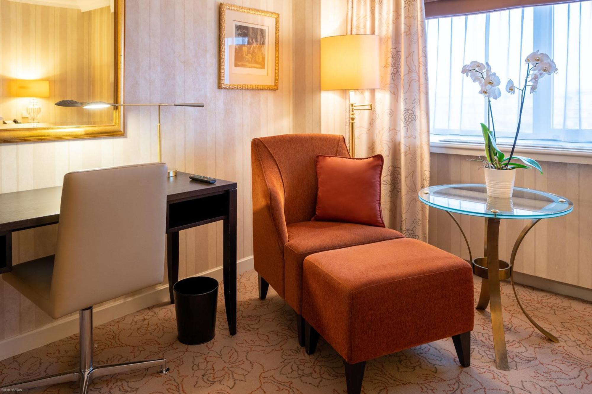 Premium King Room