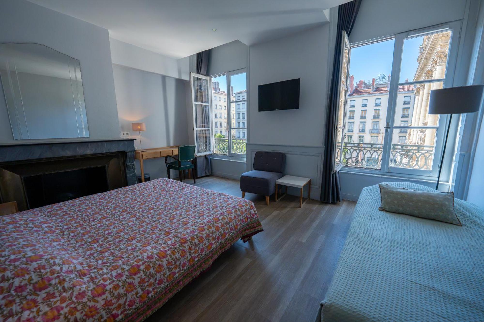 Superior Triple Room