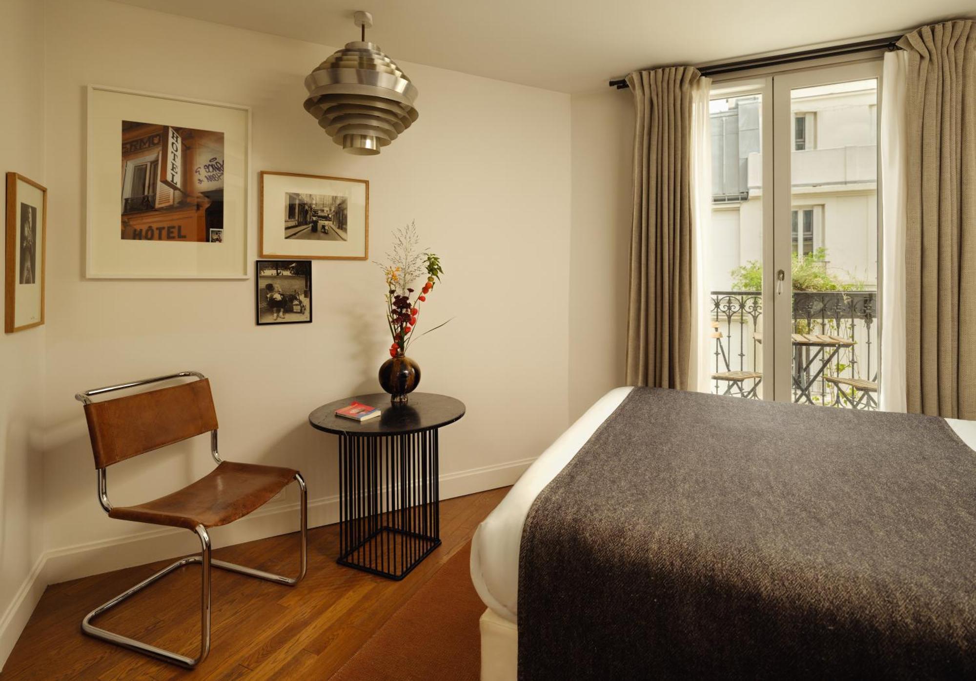 Superior Room "Pigalle 17"