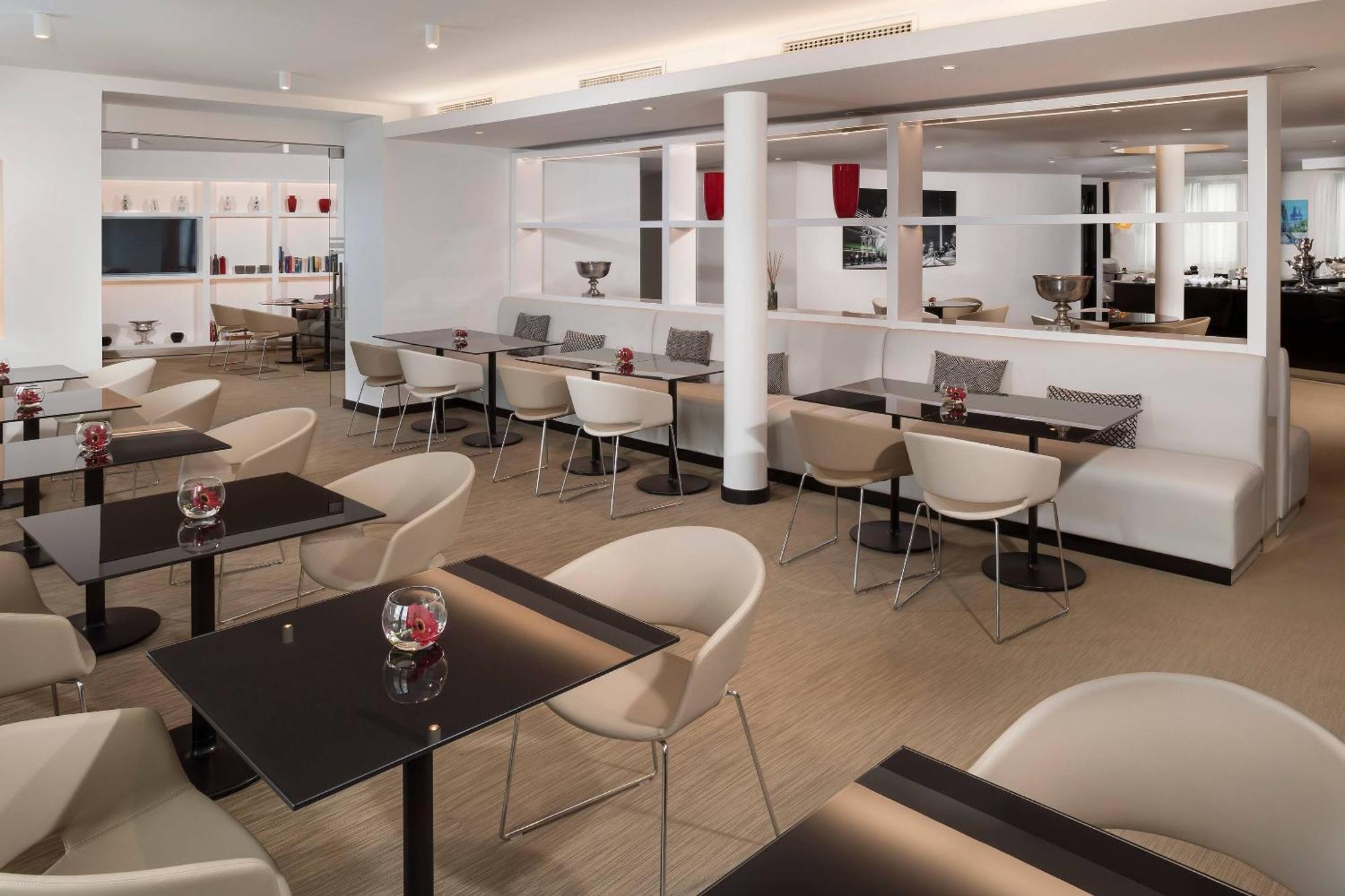 The Level Junior Suite Executive Lounge Access