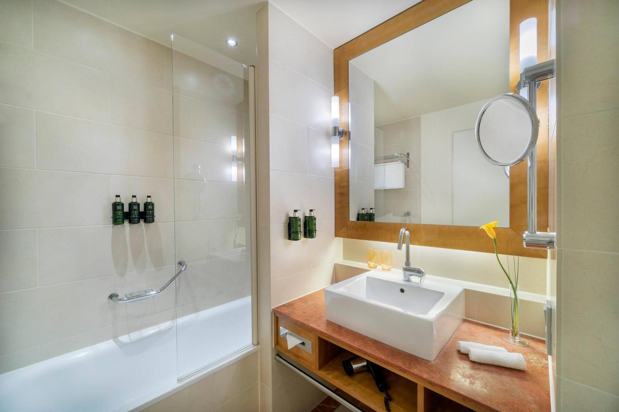 Deluxe Double Room City View