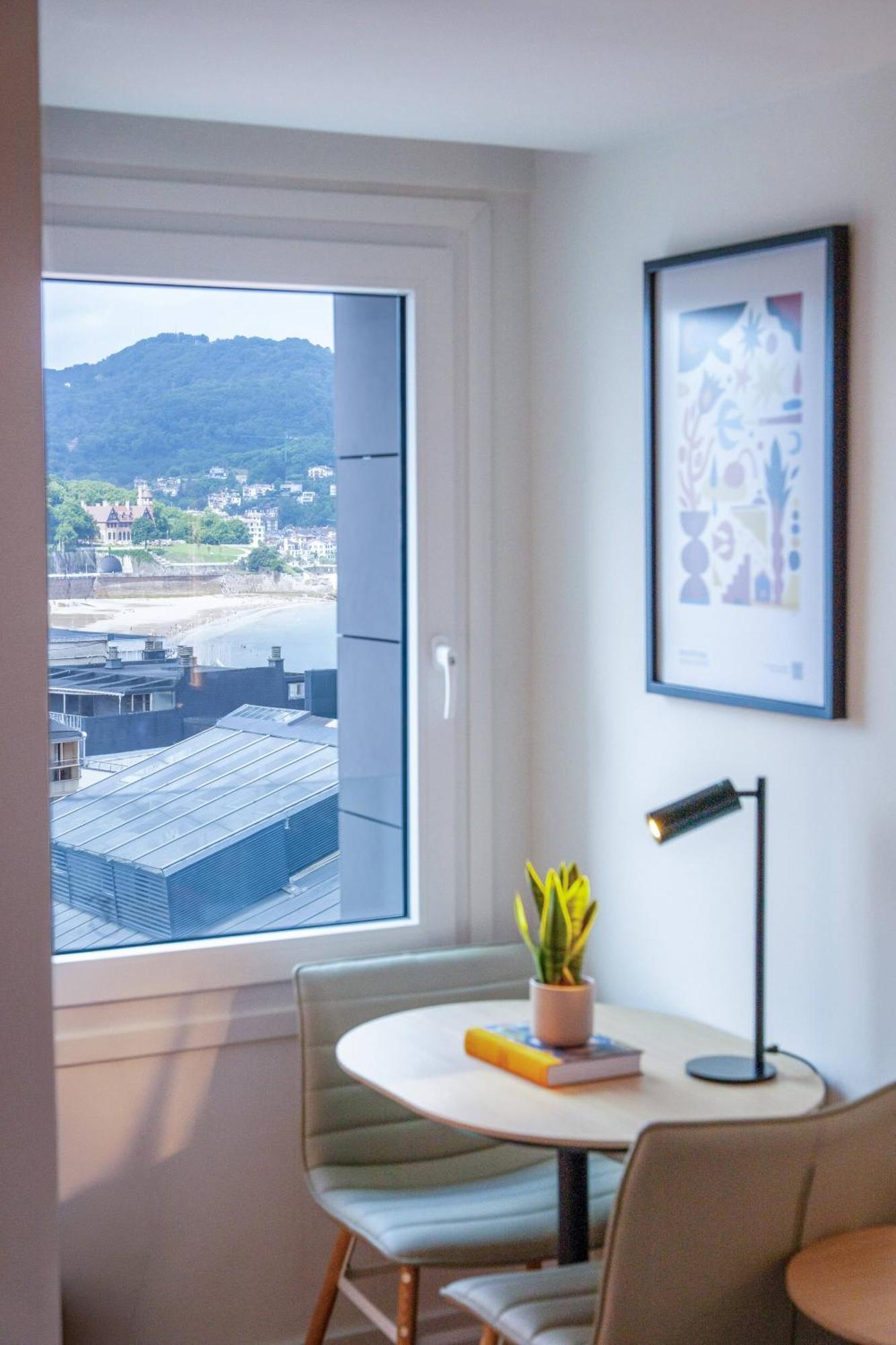 INNSIDE Room