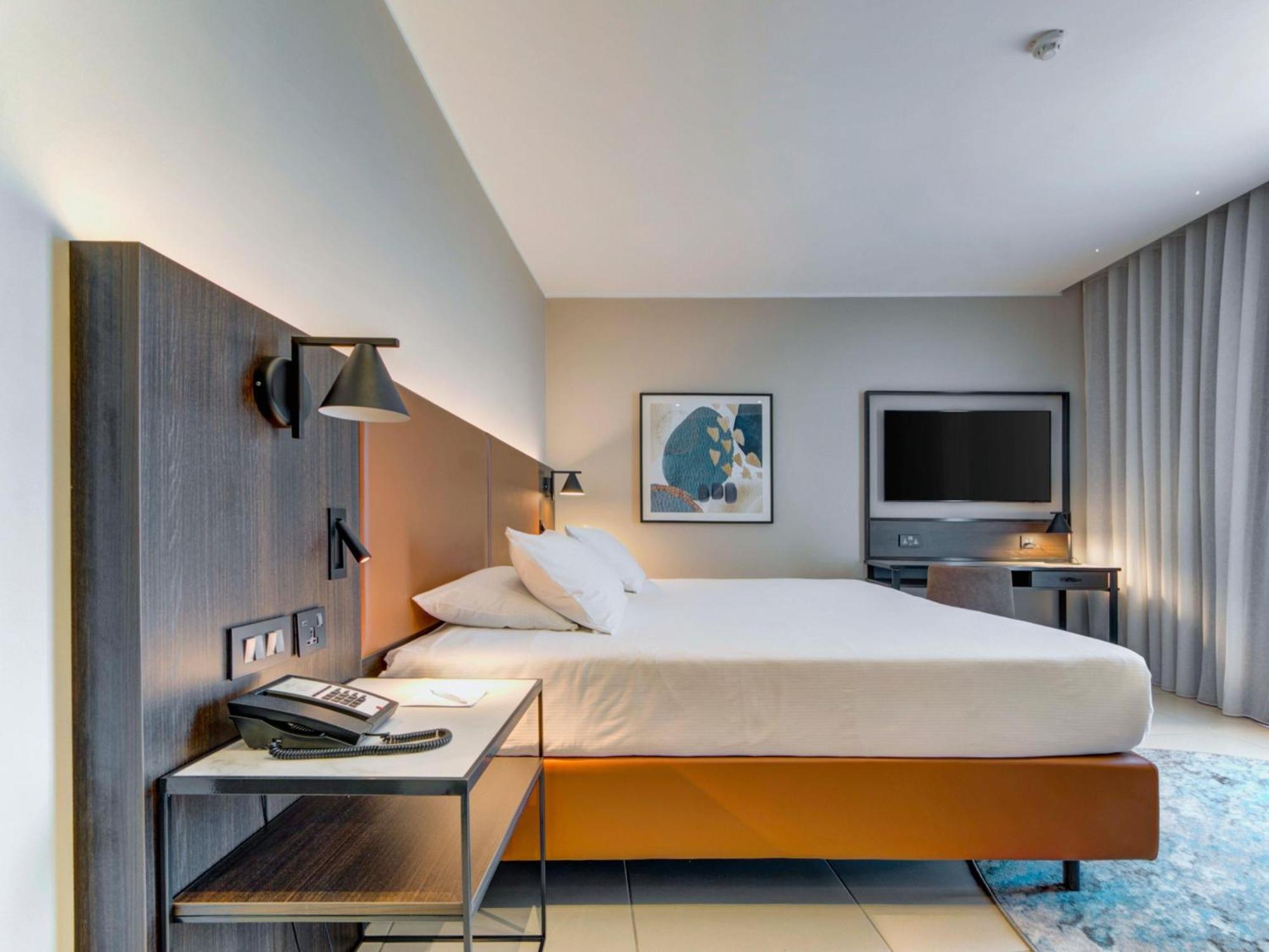 Queen Room