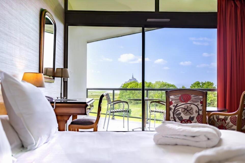 Signature Room Balcony Mont-Saint-Michel View