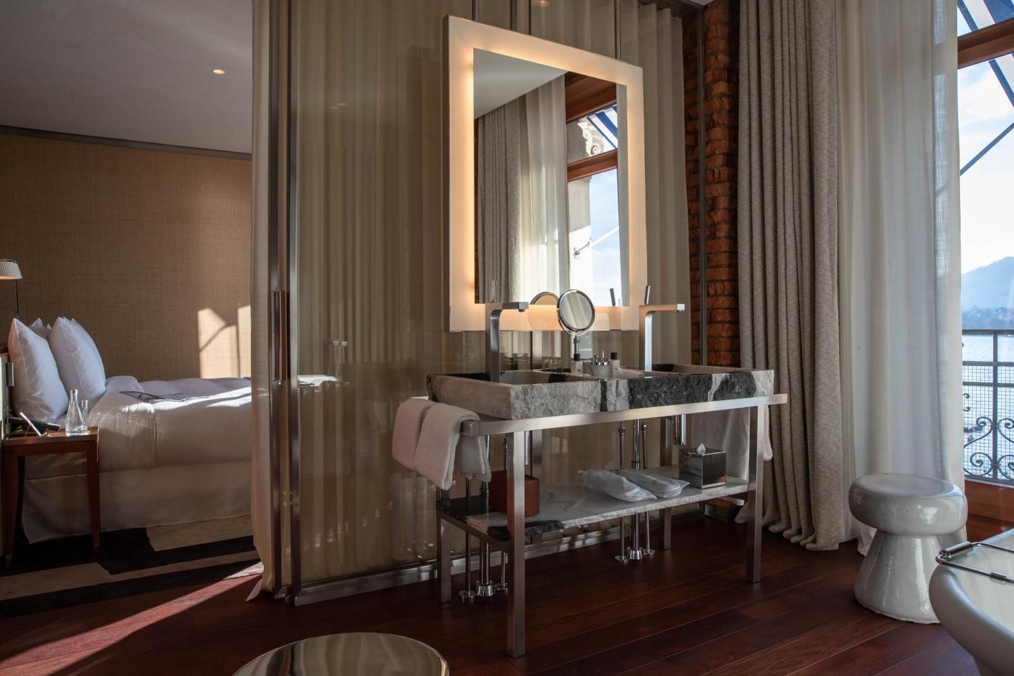 Prestige Room balcony