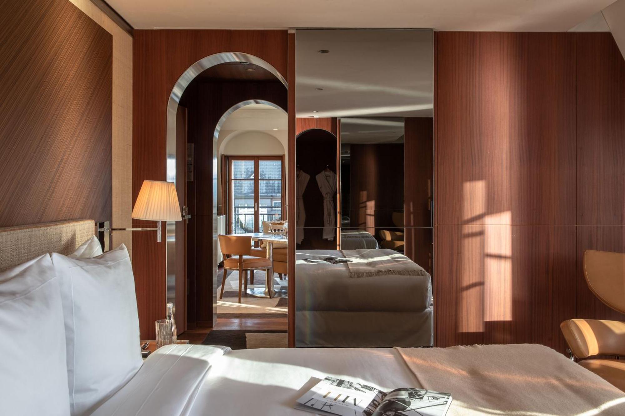 Lakeview Suite
