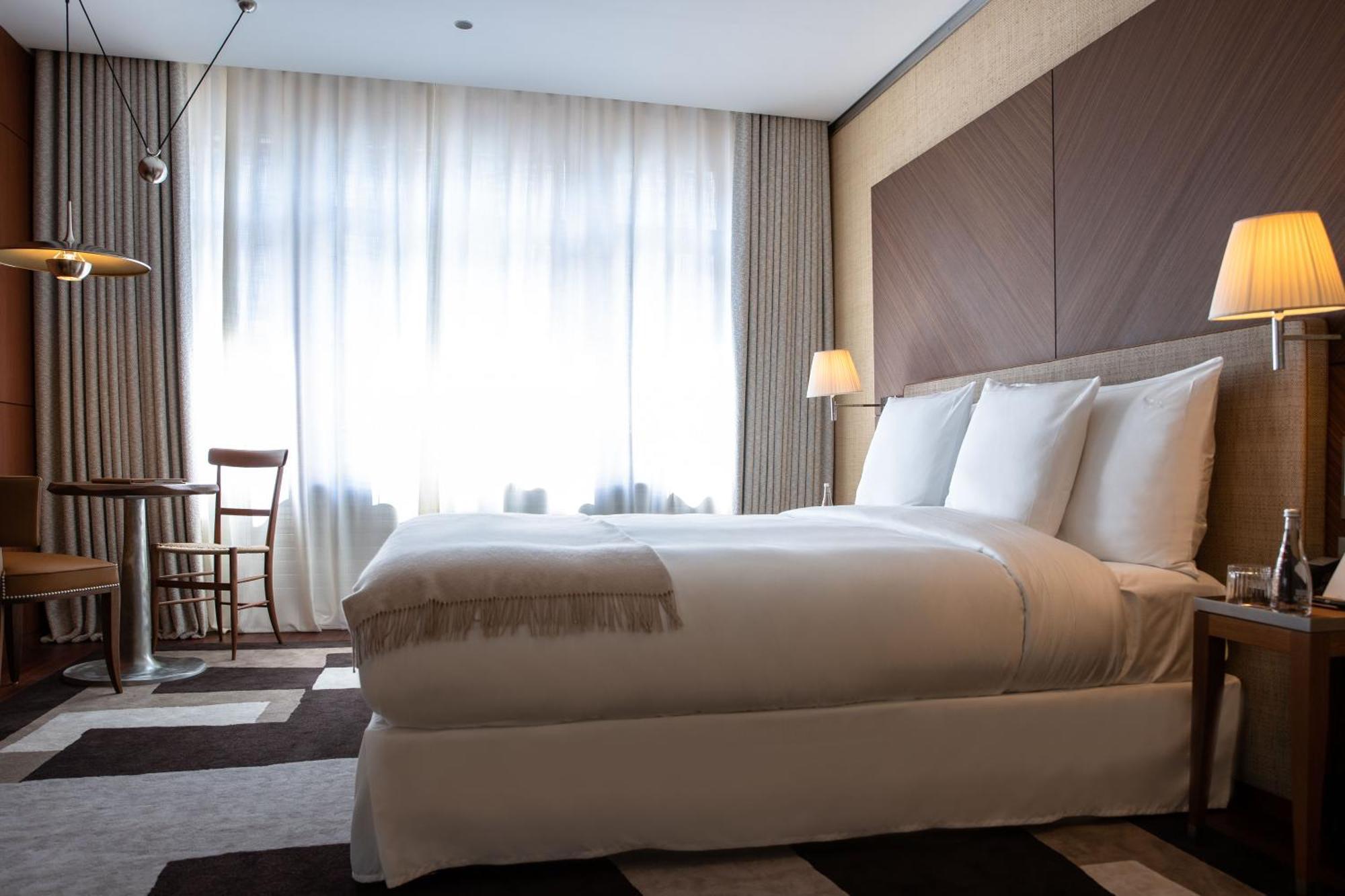 Corner Room