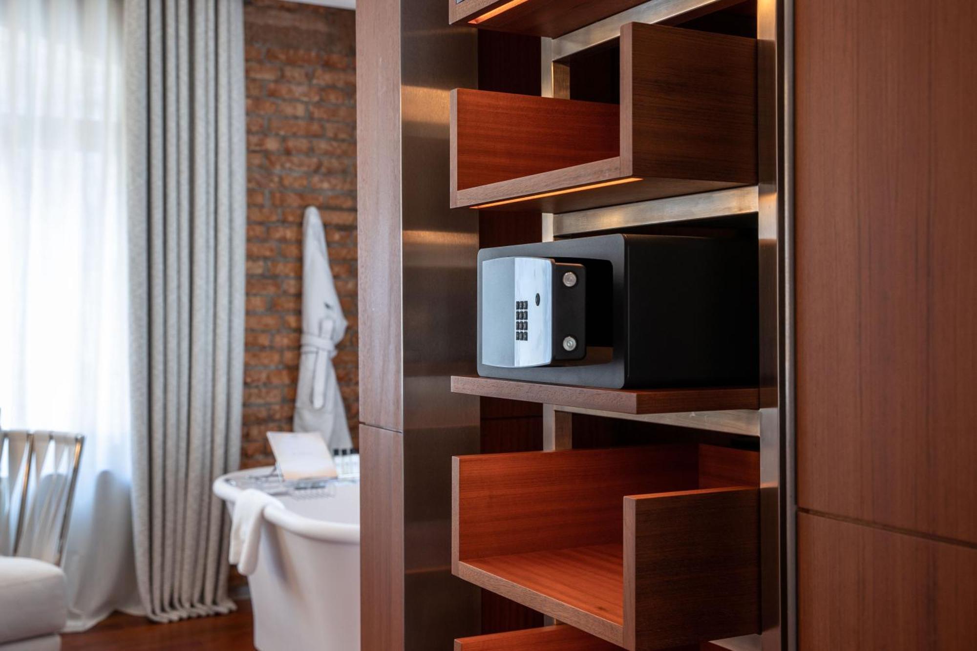 Corner Room