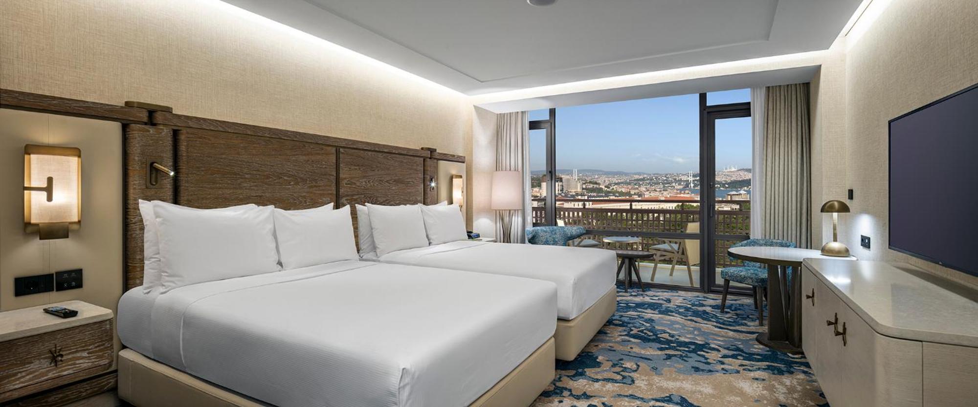 Deluxe Double Room Two Double Beds Bosphorus View