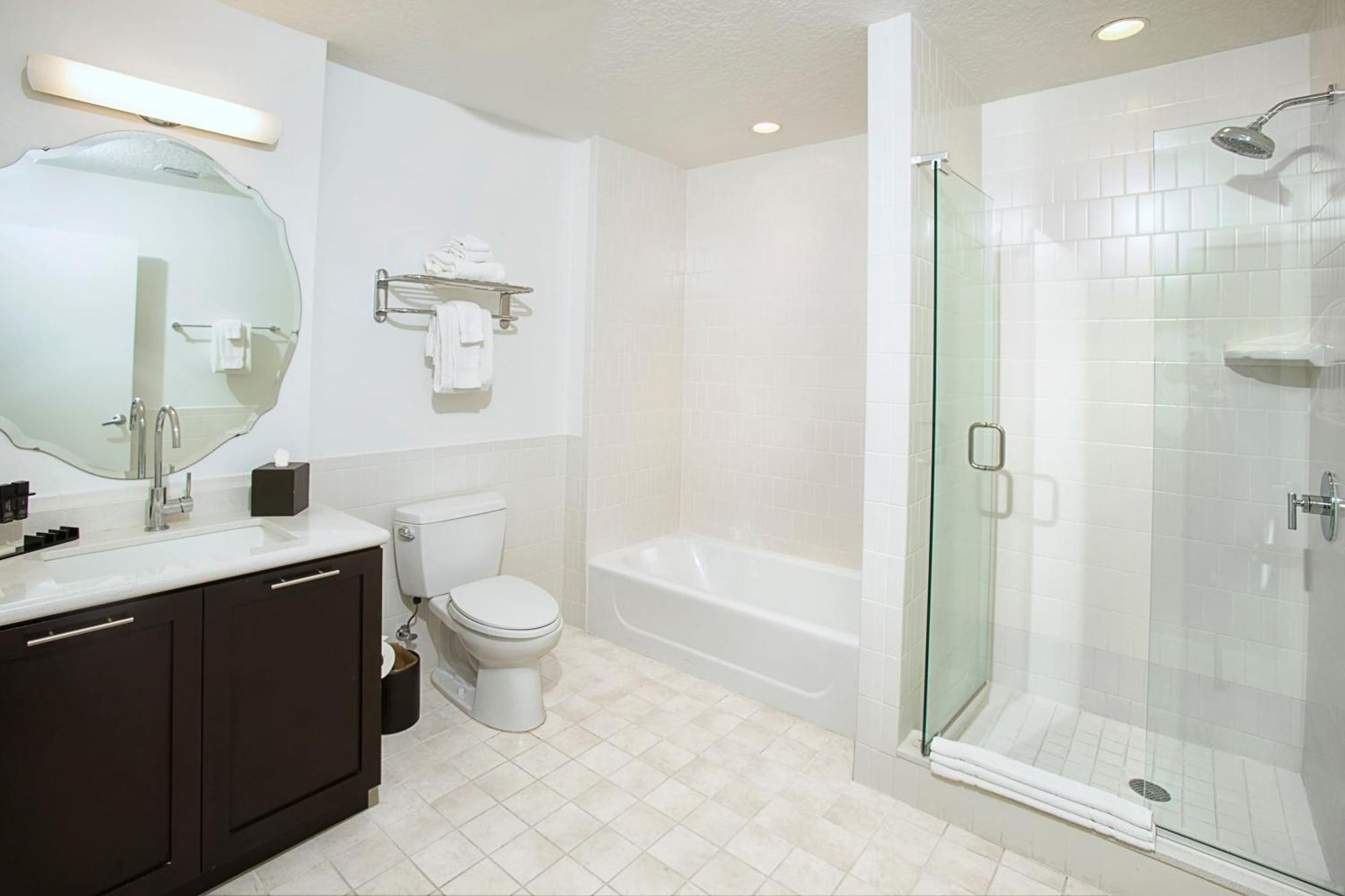 One Bedroom Suite 2 Queen Bed
