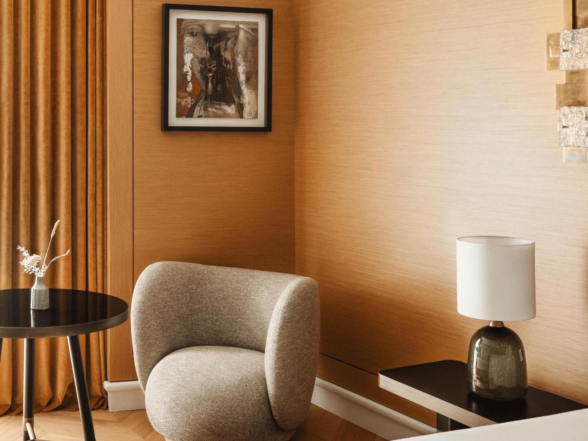 Prestige Room