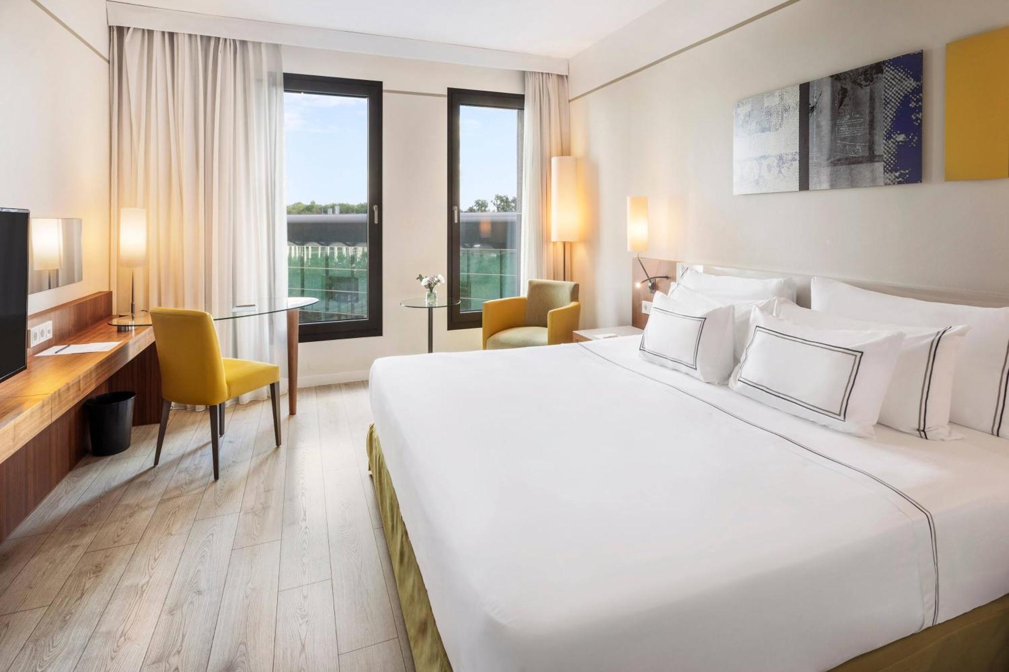 The Level Room Executive Lounge Access