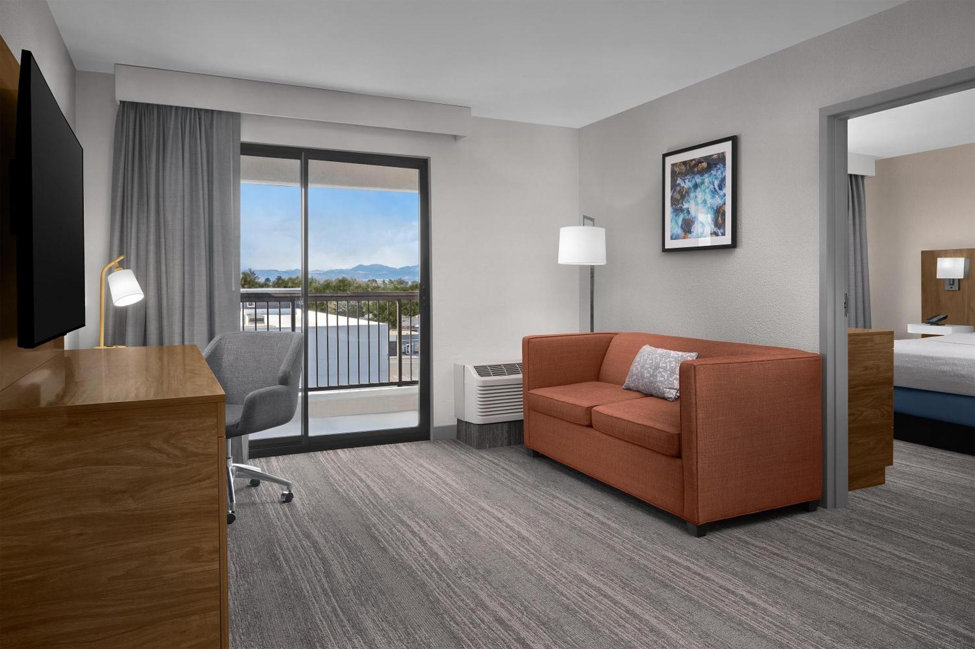 King Suite with Balcony and Mountain View - Non-Smoking