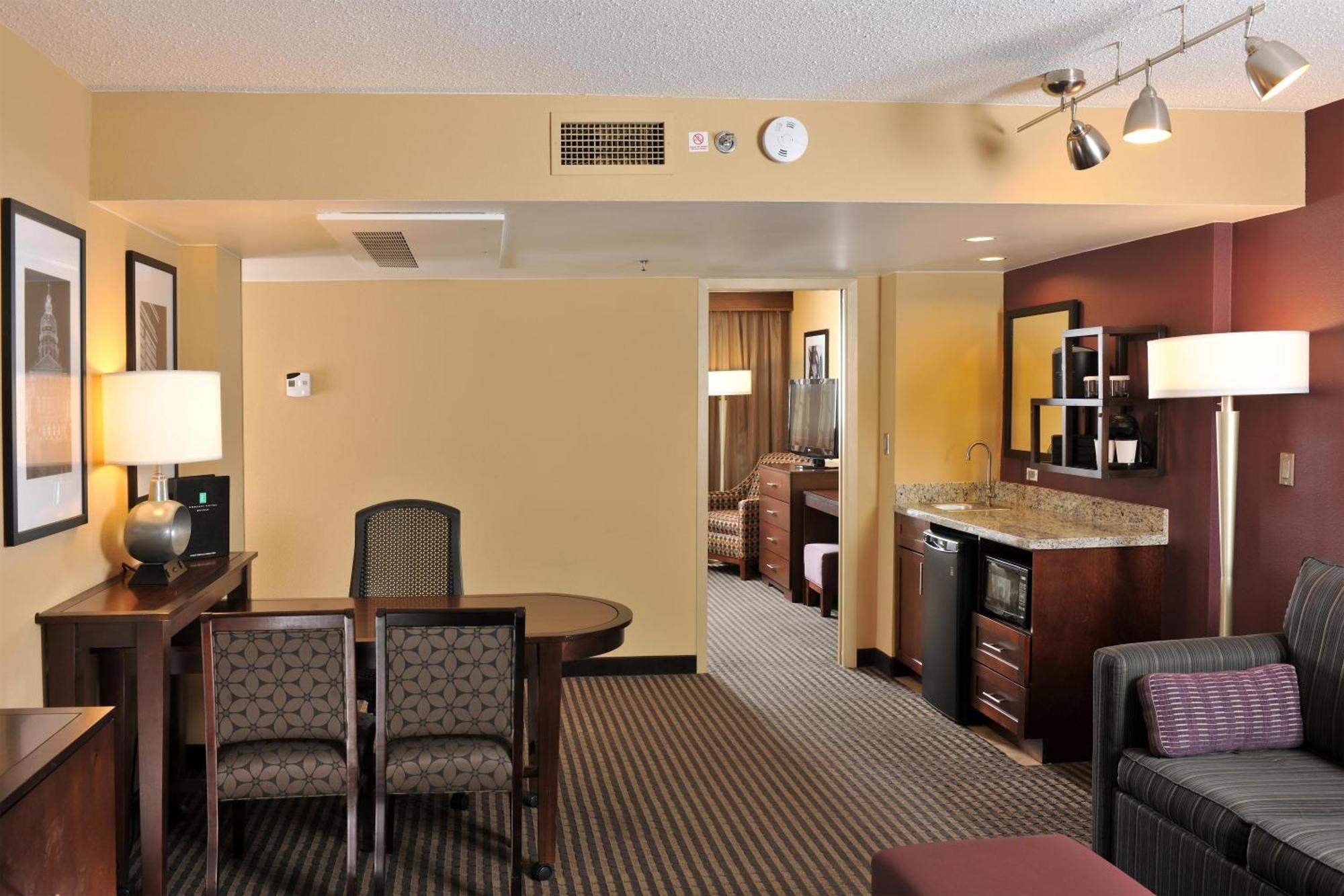 Two-Bedroom Suite One King Two Double Beds Non-Smoking