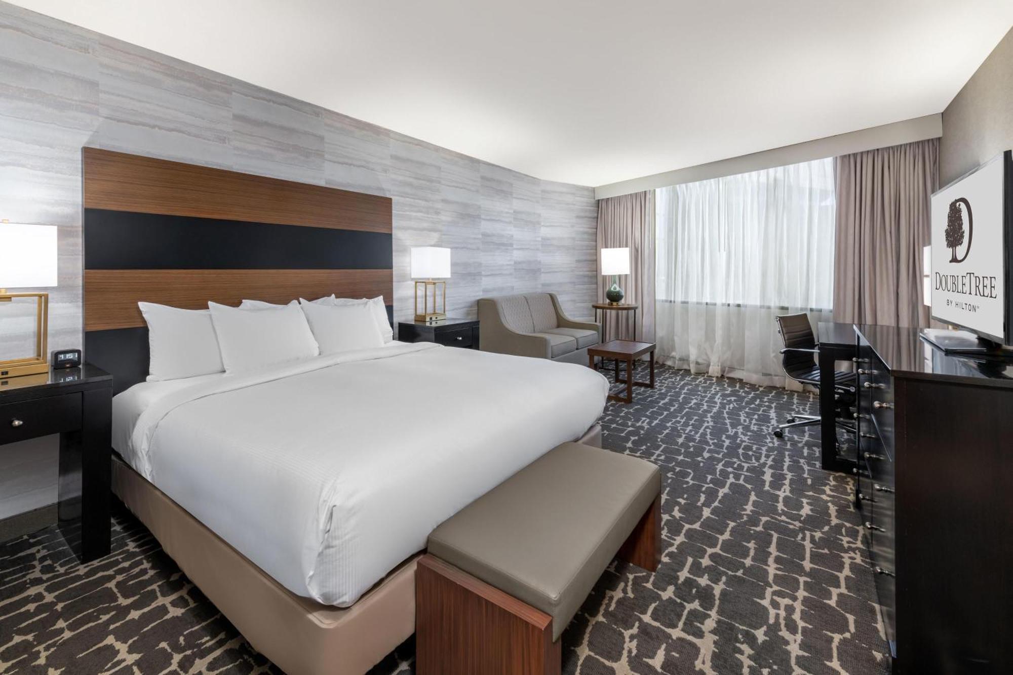 King Room Mountain View