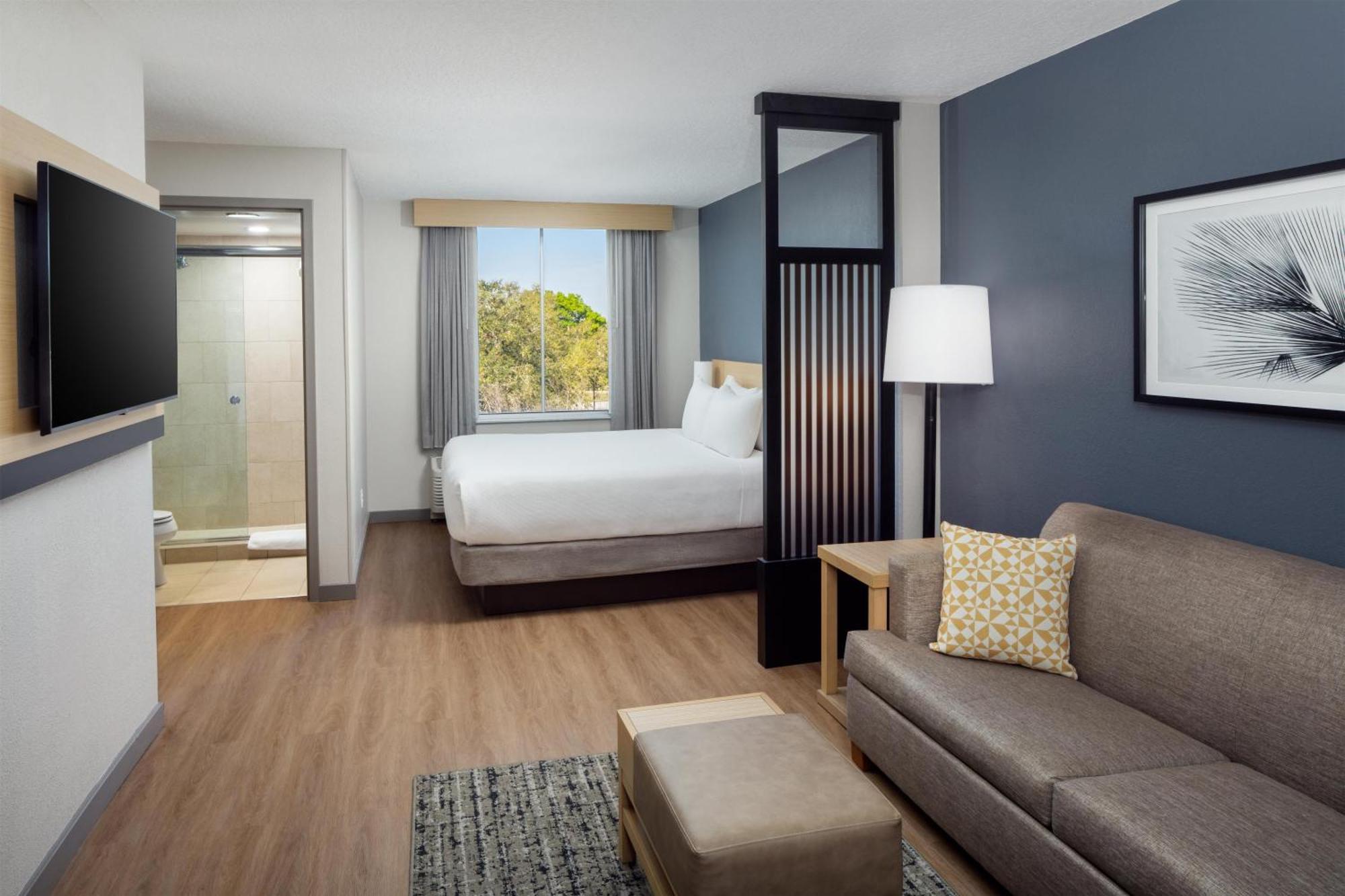 King Room Sofa Bed High Floor