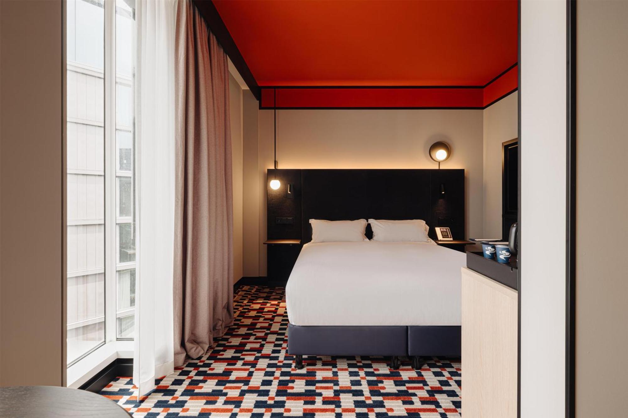King Room Courtyard View