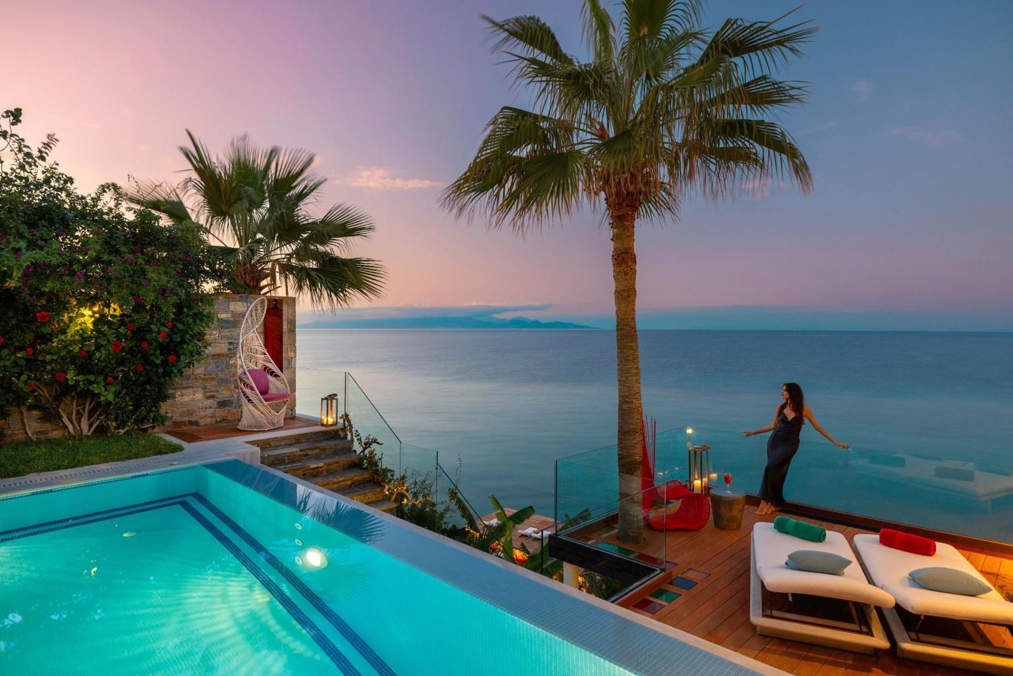 Villa con 4 Camere da Letto, 2 Piscine Indipendenti e Area Spiaggia Privata