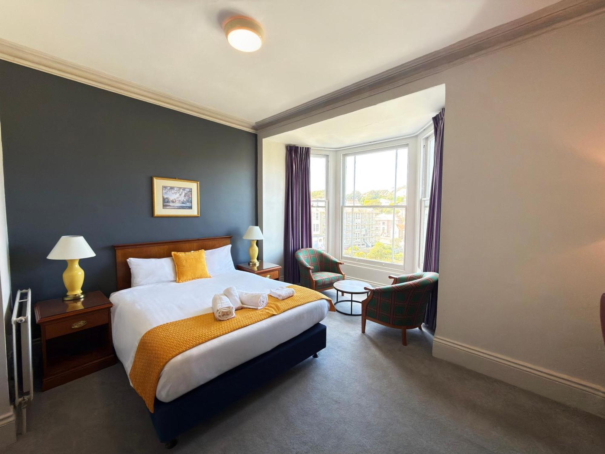 Superior King Room
