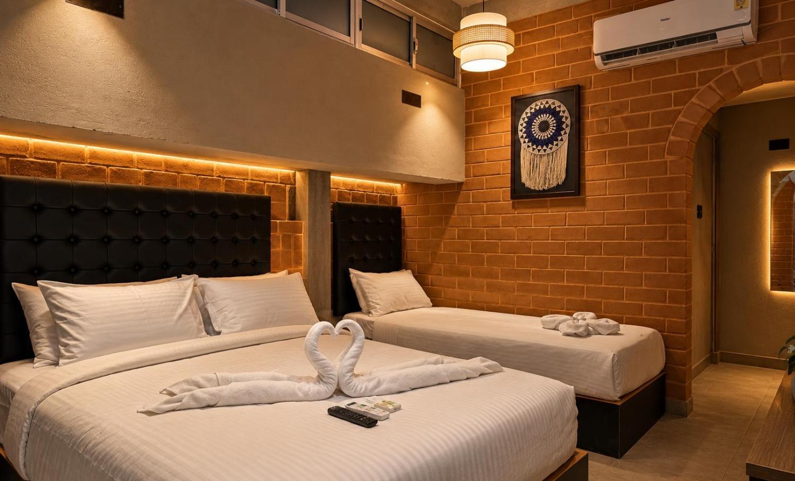 Deluxe Triple Room